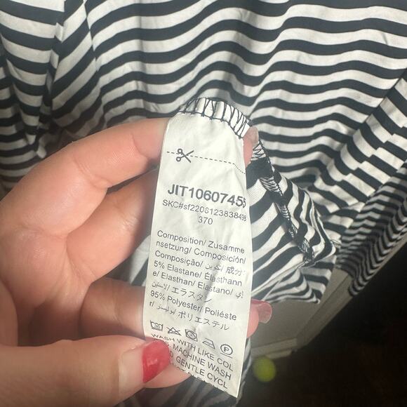 SheIn Curve Black White Striped Hooded Dress Size 1XL - Picture 3 of 4